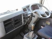 三菱ふそうファイターアルミブロック中型（4t）[写真21]