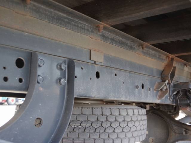 三菱ふそうファイターアルミブロック中型（4t）[写真06]