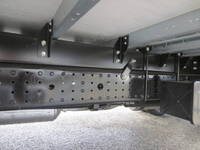 三菱ふそうキャンターアルミウイング小型（2t・3t）[写真15]