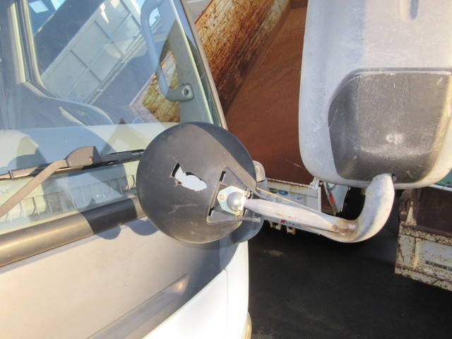 三菱ふそうキャンタークレーン4段小型（2t・3t）[写真11]