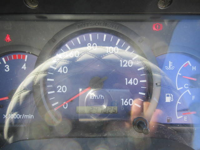 三菱ふそうキャンタークレーン4段小型（2t・3t）[写真19]