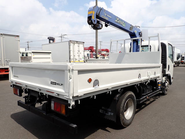 いすゞエルフクレーン3段小型（2t・3t）[写真04]