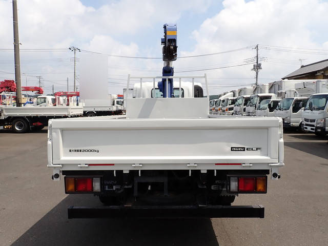 いすゞエルフクレーン3段小型（2t・3t）[写真05]