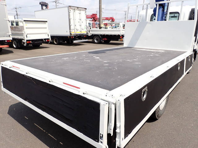 いすゞエルフクレーン3段小型（2t・3t）[写真09]