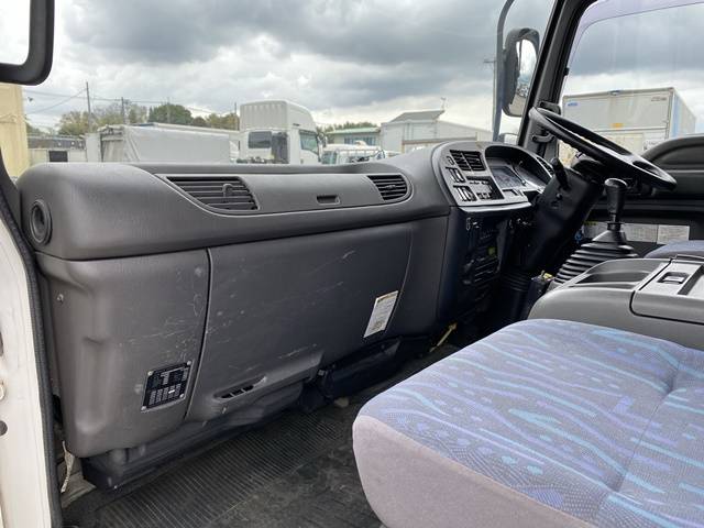 いすゞフォワードダンプ増トン（6t・8t）[写真31]