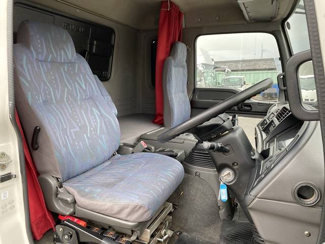 いすゞフォワードダンプ増トン（6t・8t）[写真34]