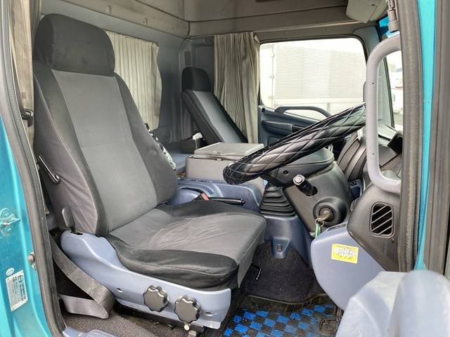 日野レンジャーアルミウイング中型（4t）[写真35]