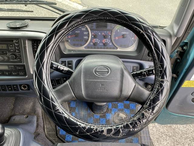 日野レンジャーアルミウイング中型（4t）[写真37]