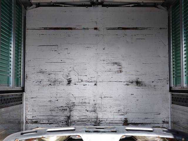 トヨタダイナアルミウイング小型（2t・3t）[写真12]