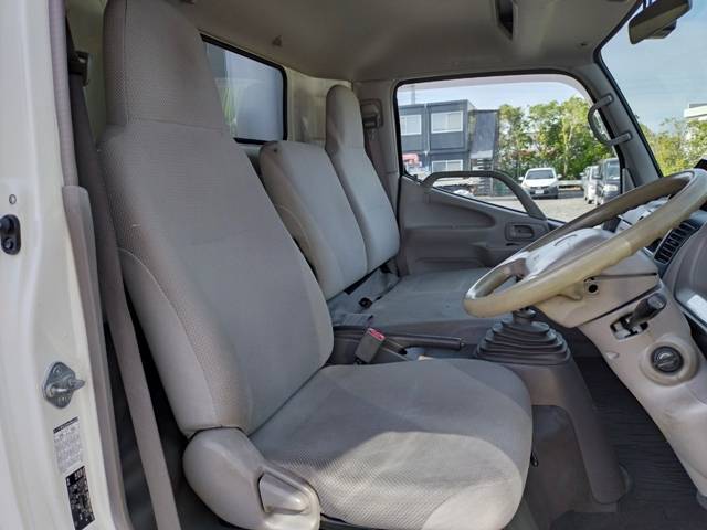 トヨタダイナアルミウイング小型（2t・3t）[写真33]