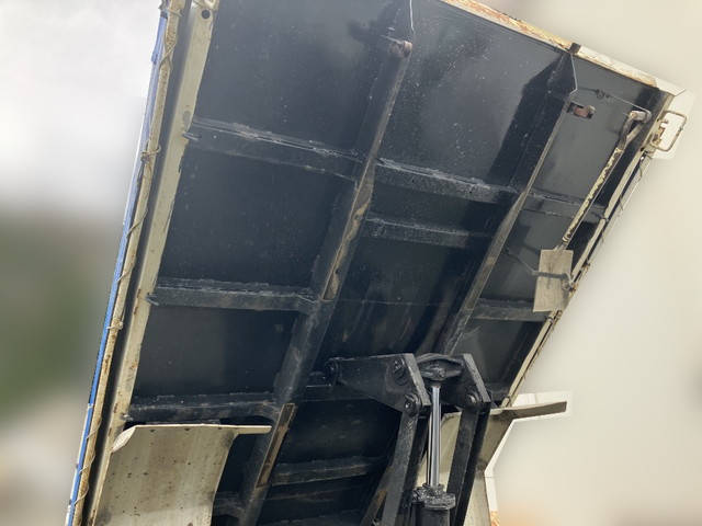 日野レンジャーダンプ中型（4t）[写真18]