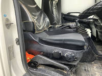 日野レンジャーダンプ中型（4t）[写真29]