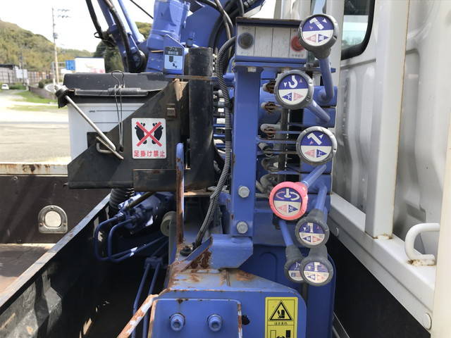 日野デュトロクレーン付小型（2t・3t）[写真17]