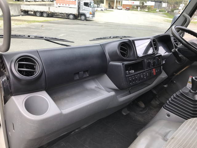 日野デュトロクレーン付小型（2t・3t）[写真31]