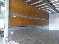 いすゞフォワードアルミウイング中型（4t）[写真13]