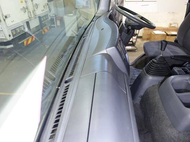 いすゞフォワードアルミウイング中型（4t）[写真34]