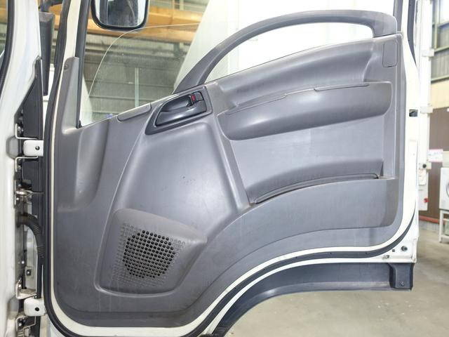 いすゞフォワードアルミウイング中型（4t）[写真37]