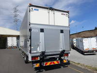 いすゞフォワードアルミウイング中型（4t）[写真04]