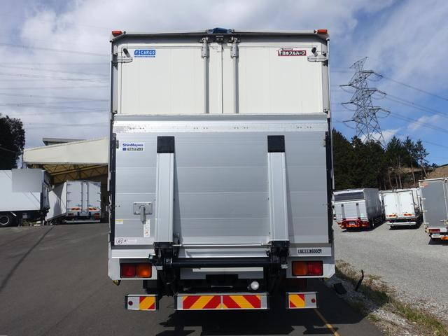 いすゞフォワードアルミウイング中型（4t）[写真08]