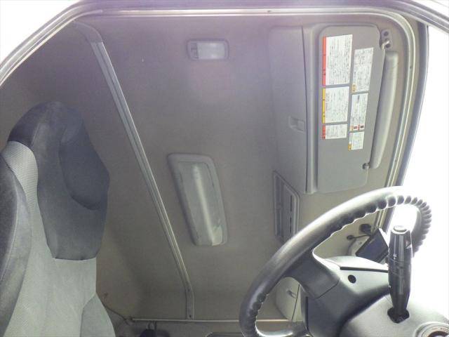 日野プロフィア冷凍車（冷蔵車）大型（10t）[写真22]