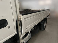 いすゞエルフ平ボディ小型（2t・3t）[写真05]