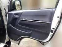 トヨタハイエースバン小型（2t・3t）[写真15]