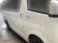 トヨタハイエースバン小型（2t・3t）[写真06]