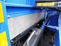 いすゞエルフクレーン3段小型（2t・3t）[写真24]