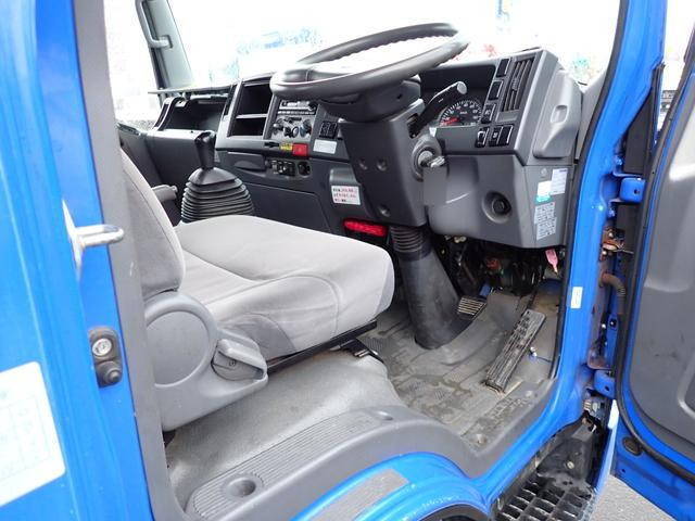 いすゞエルフクレーン3段小型（2t・3t）[写真28]