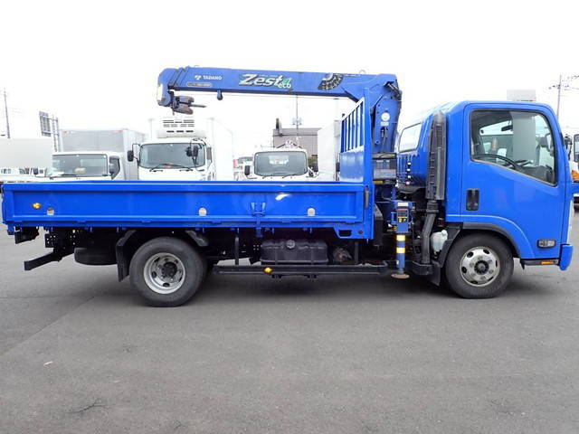 いすゞエルフクレーン3段小型（2t・3t）[写真05]