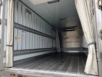 UDトラックスコンドル冷凍車（冷蔵車）中型（4t）[写真11]