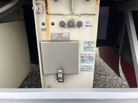 UDトラックスコンドル冷凍車（冷蔵車）中型（4t）[写真07]