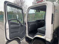 いすゞエルフオープントップバン小型（2t・3t）[写真28]