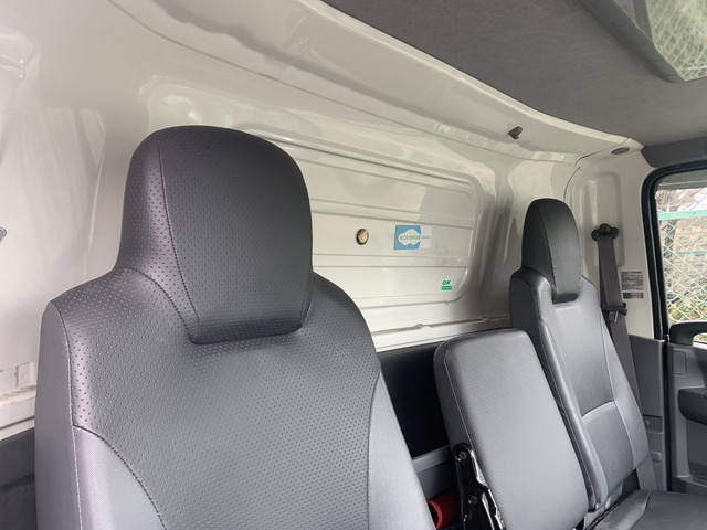 いすゞエルフオープントップバン小型（2t・3t）[写真08]