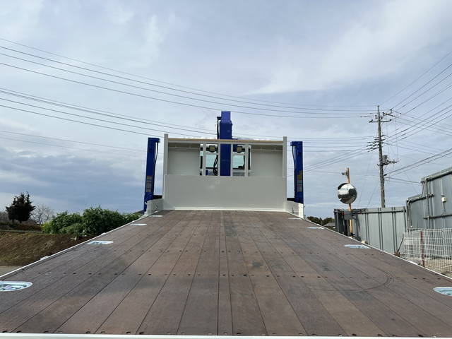 UDトラックスコンドルセルフクレーン3段増トン（6t・8t）[写真13]