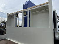 UDトラックスコンドルセルフクレーン3段増トン（6t・8t）[写真16]