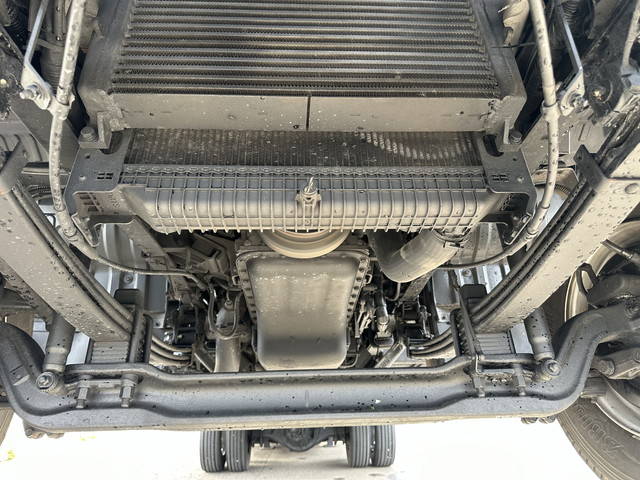 UDトラックスコンドルセルフクレーン3段増トン（6t・8t）[写真18]