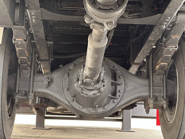 UDトラックスコンドルセルフクレーン3段増トン（6t・8t）[写真23]