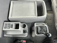 UDトラックスコンドルセルフクレーン3段増トン（6t・8t）[写真33]