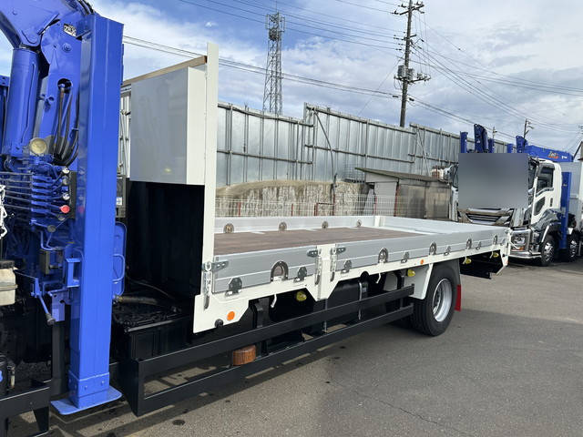 UDトラックスコンドルセルフクレーン3段増トン（6t・8t）[写真06]