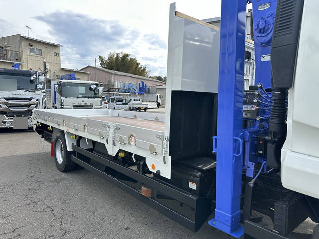 UDトラックスコンドルセルフクレーン3段増トン（6t・8t）[写真07]