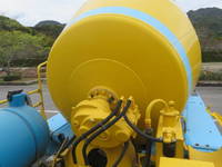 いすゞギガミキサー車（コンクリートミキサー）大型（10t）[写真24]