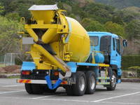 いすゞギガミキサー車（コンクリートミキサー）大型（10t）[写真02]