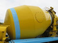 いすゞギガミキサー車（コンクリートミキサー）大型（10t）[写真32]