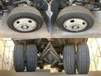 いすゞエルフ冷凍車（冷蔵車）小型（2t・3t）[写真17]