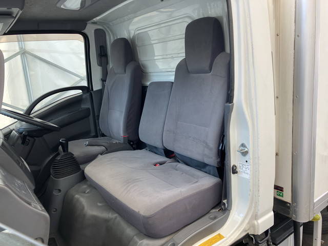 いすゞエルフ冷凍車（冷蔵車）小型（2t・3t）[写真30]