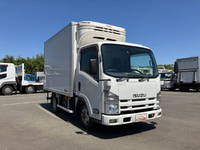 いすゞエルフ冷凍車（冷蔵車）小型（2t・3t）[写真03]