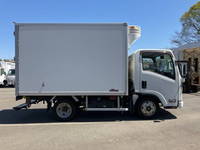 いすゞエルフ冷凍車（冷蔵車）小型（2t・3t）[写真07]