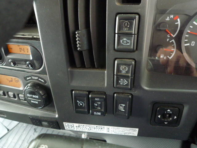 いすゞフォワードクレーン4段中型（4t）[写真22]