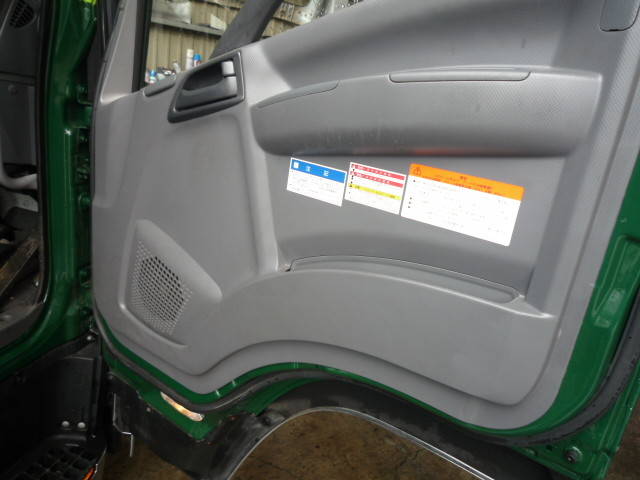 いすゞフォワードクレーン4段中型（4t）[写真31]